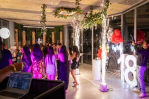 A Night to Remember: A Glittering 18th Birthday Celebration at Harbour Kitchenโs Glass Pavilion